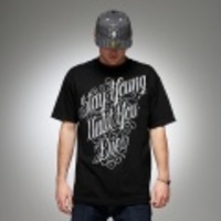 REBEL8（レベル8）／Mike Giant（マイク・ジャイアント）　STAY YOUNG（ステイ・ヤング）　Tシャツ　BK