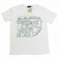 KU【空】クウVネック半袖プリントＴシャツ「OIKOS」【40%OFF】【返品・交換不可】【送料・代引き手数料別】
