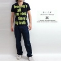 SLICK【スリック】ＶネックＴシャツ「feelings all...」