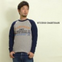 STUDIO D’ARTISAN【ステュディオ・ダ・ルチザン（スタジオ・ダルチザン）】プリントラグランTシャツ「THEY ESPECIALLY LOVE JEANS」