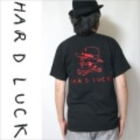 【期間限定 30%OFF】【Hard Luck】 Printed Tee Black X Red/ ドリブン ハードラック Tシャツ ブラックXレッド