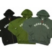 L-R-G(エルアールジー)ESSELCE ZIP-UP HOODY