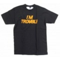 DUBBLE WORKS【ダブルワークス】プリントTシャツ「I’M TROUBLE」